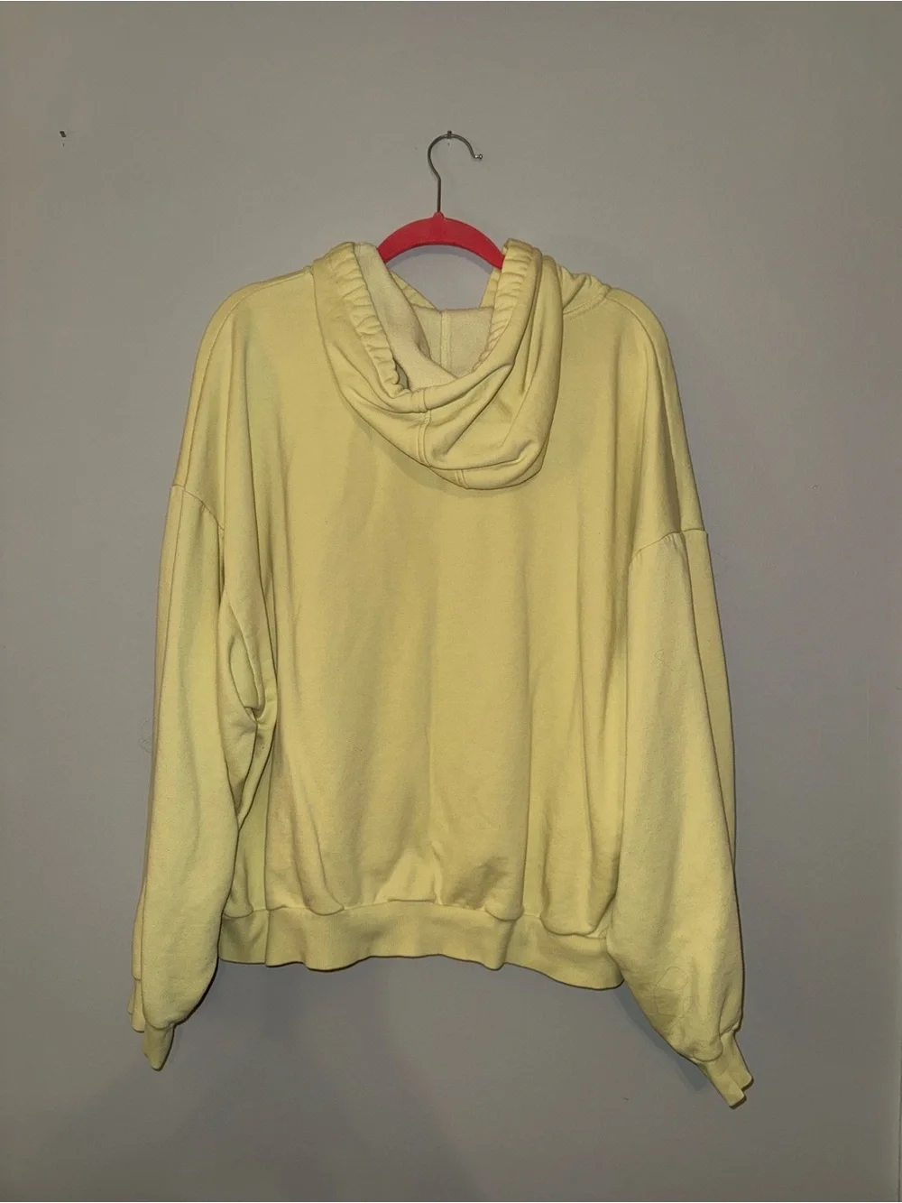 ALO Yoga Yellow Buttercup Accolade Hoodie Sweatshirt Size XL